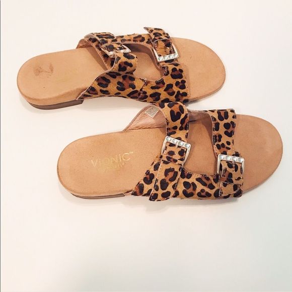vionic sandals leopard print